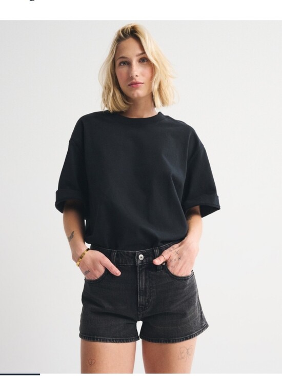Abercrombie & Fitch Pants - Abercombie & Fitch - High Rise Mom Short  - WASHED BLACK - 30
